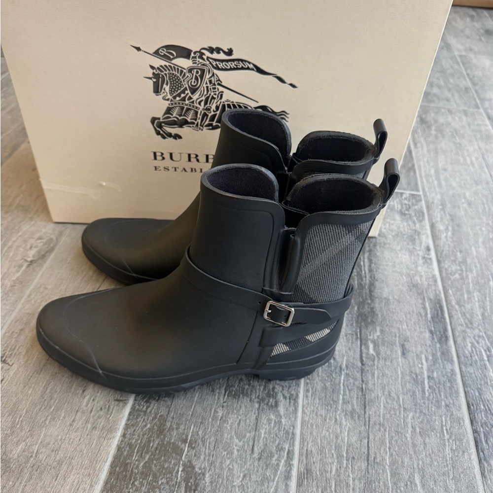 Burberry Black Short Rain Boots with Buckle Detail